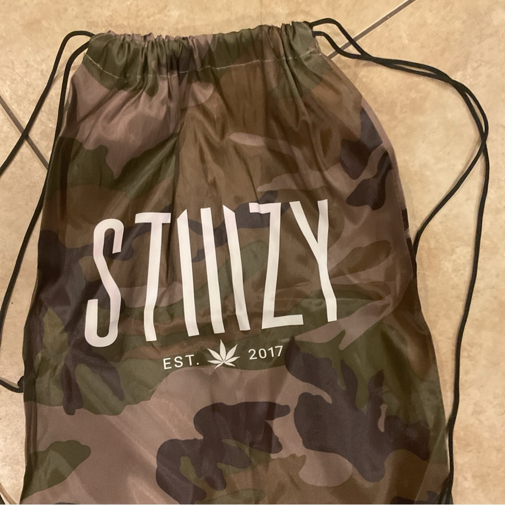 Camouflage Drawstring Backpack - image 2